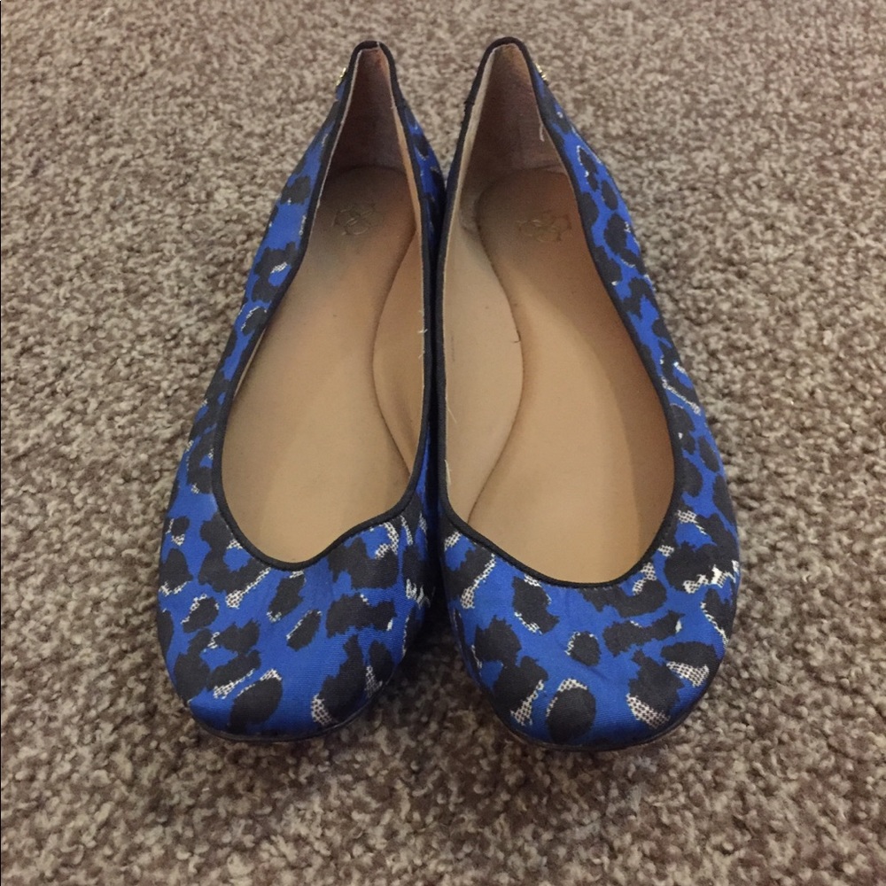Ann Taylor Blue Animal Print Ballet Flats Size 9.5